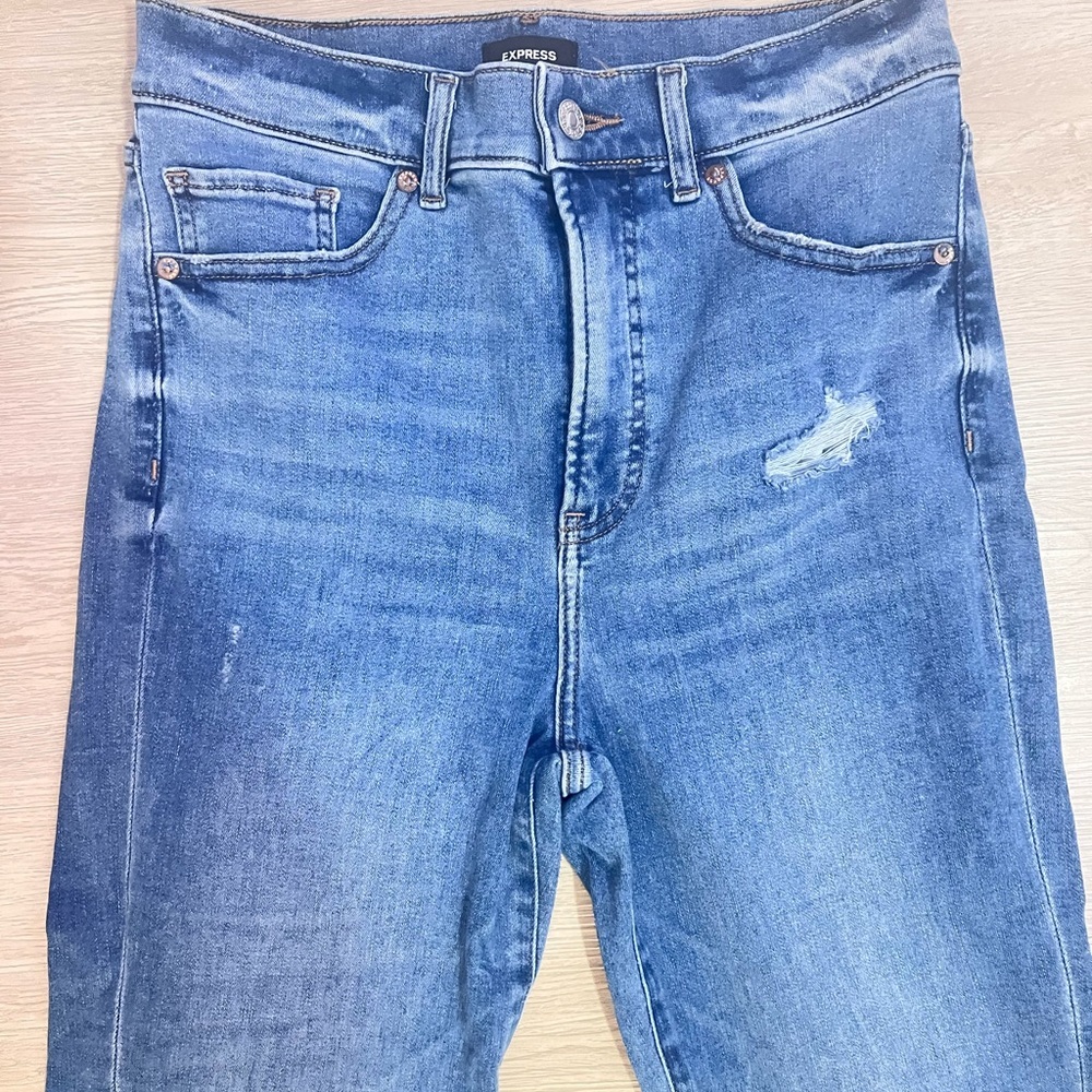 Express Mom High Rise Jeans Size 8 - Picture 6 of 10